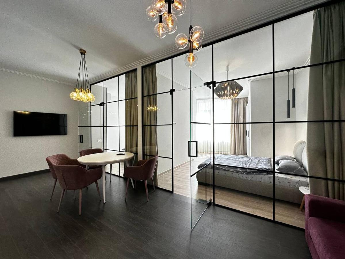 Sea Symphony 3-Bedrooms Lux Apartment Одеса Екстериор снимка